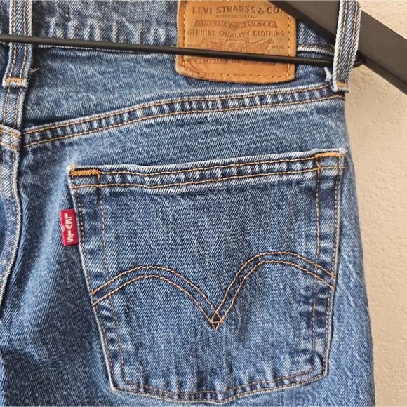 Levi's Premium Wedgie Straight Sz 27 - Picture 6 of 7